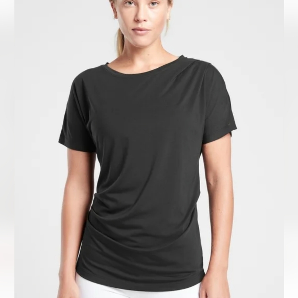 Athleta Black Short-sleeved Essence Pleated Tee